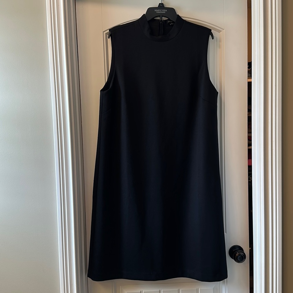 LIKE NEW ANN TAYLOR DRESS